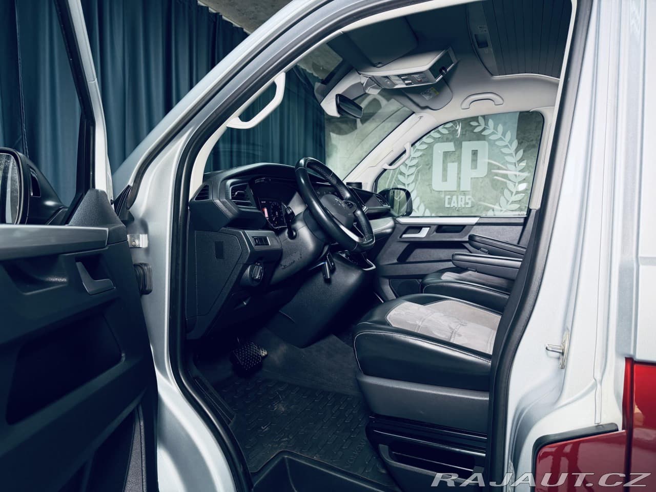 2021 Volkswagen MULTIVAN - 18