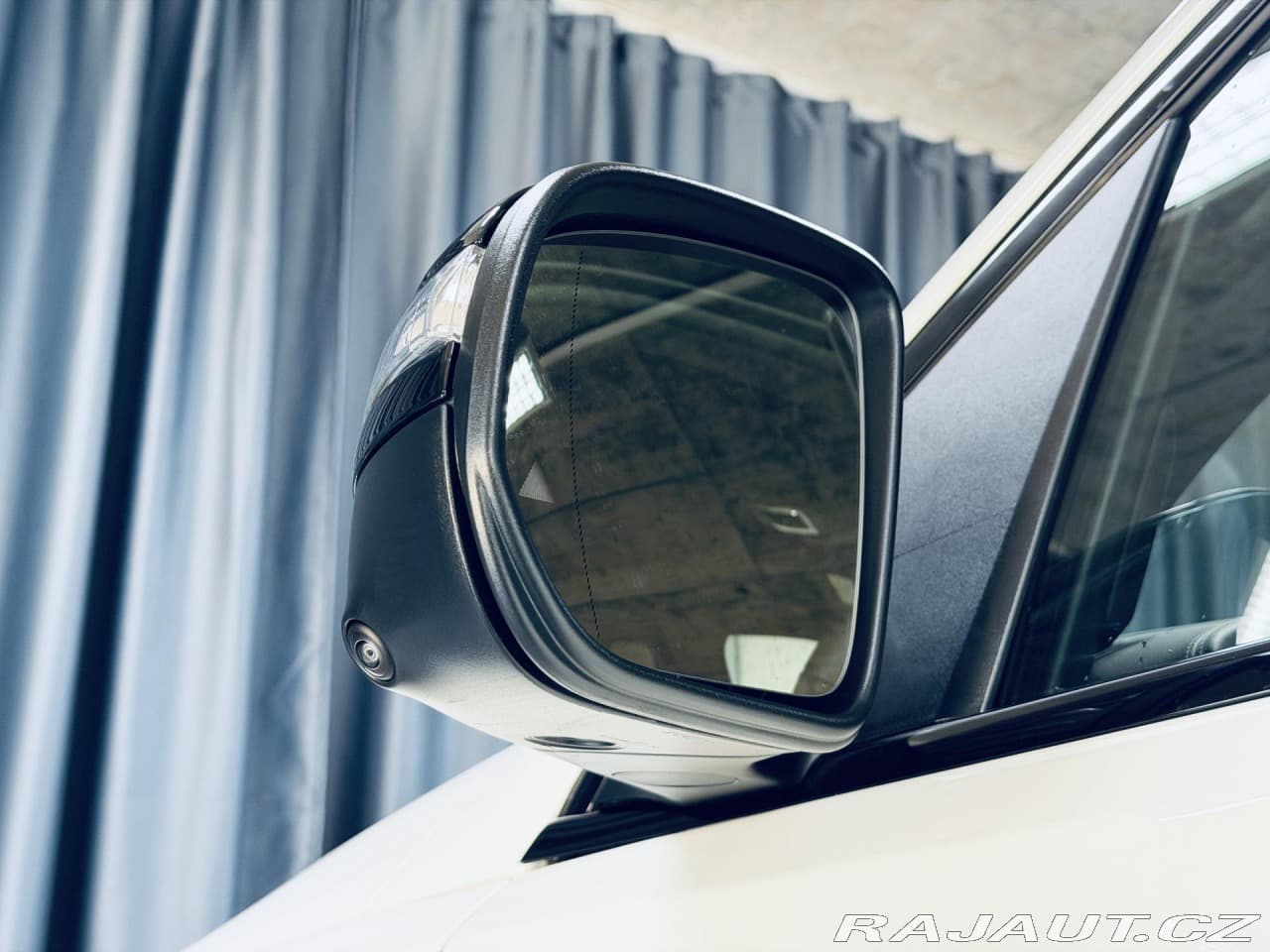 2025 Mercedes-Benz GLE - 11