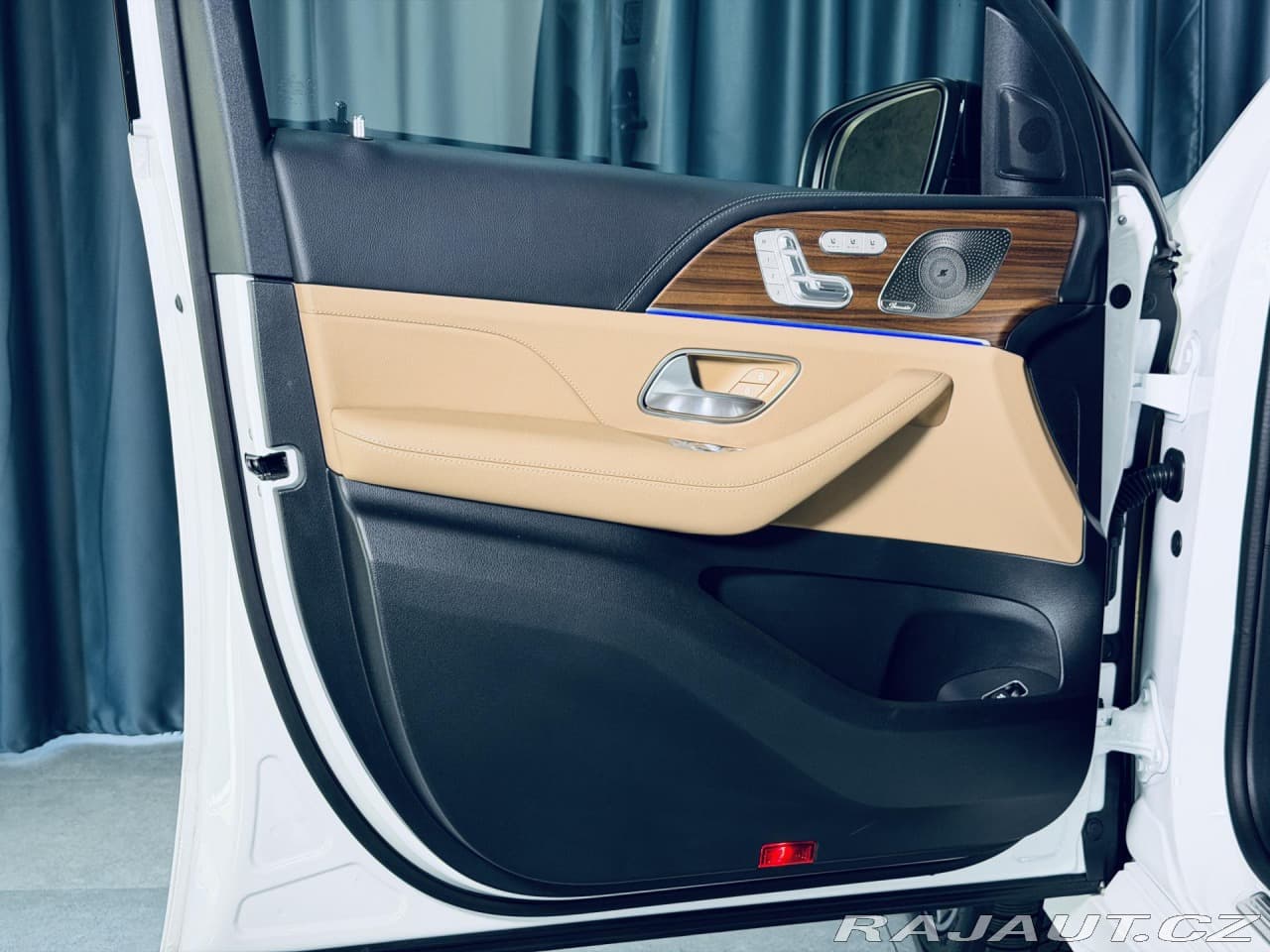 2025 Mercedes-Benz GLE - 13