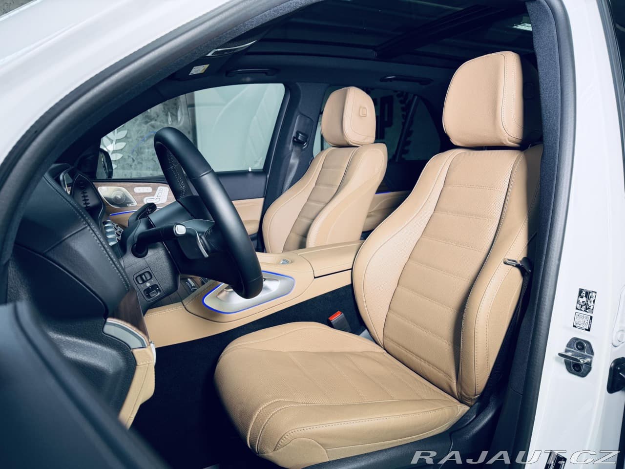 2025 Mercedes-Benz GLE - 17