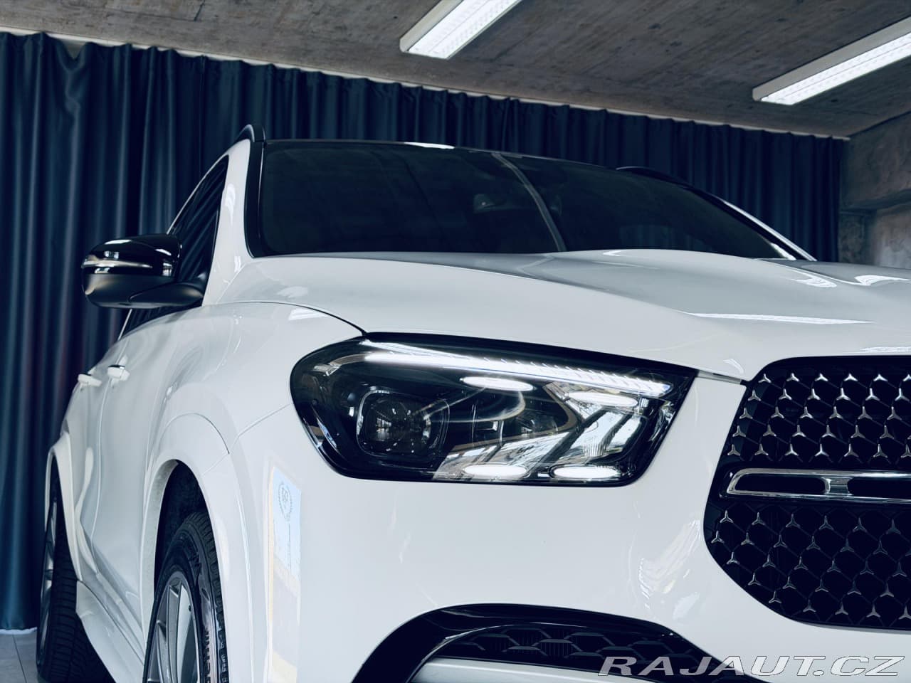 2025 Mercedes-Benz GLE - 4