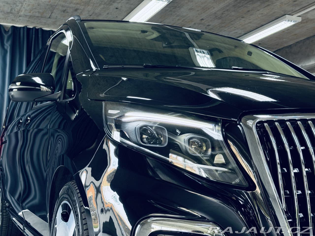 2025 Mercedes-Benz V-CLASS - 4