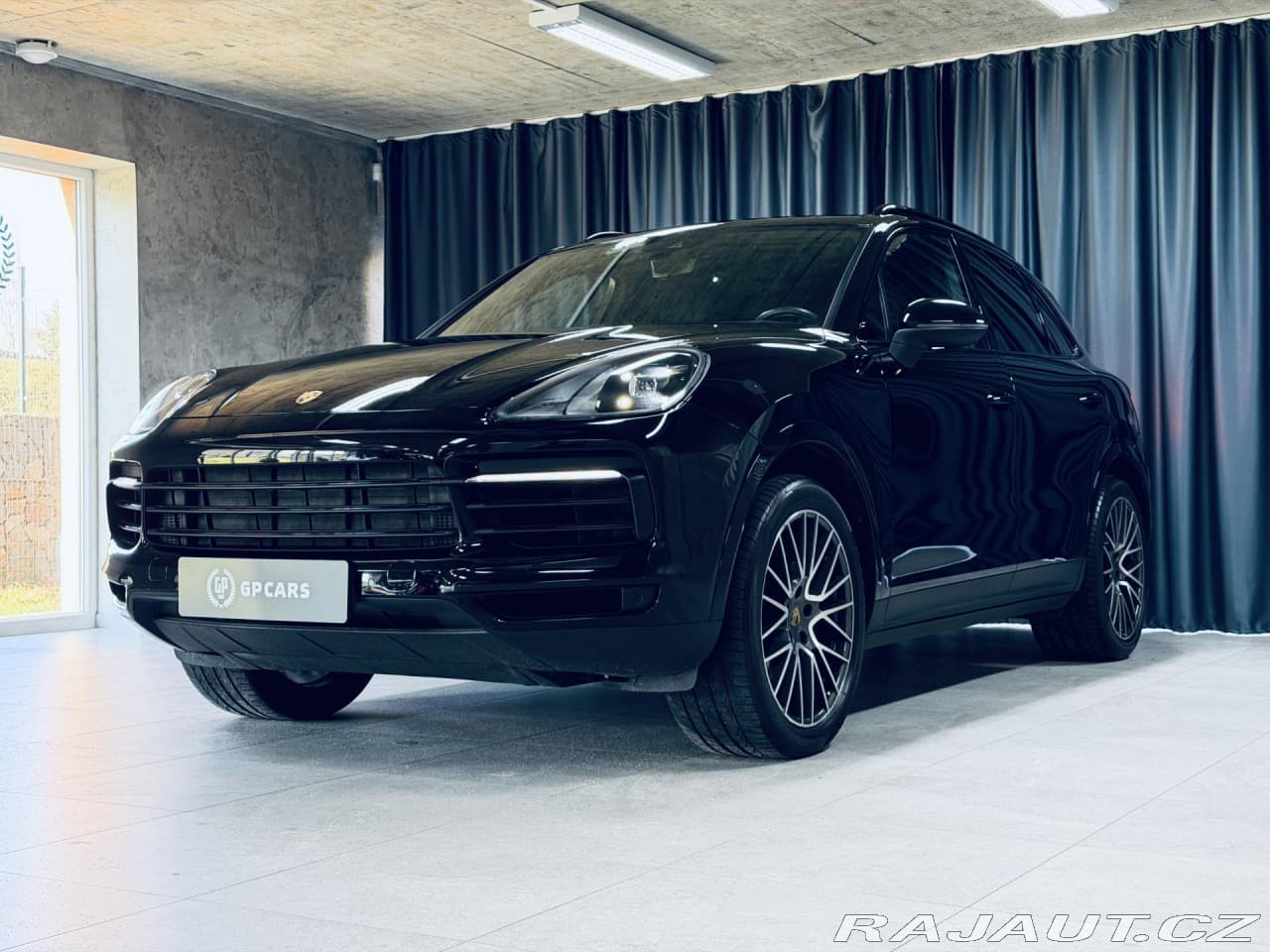2022 Porsche CAYENNE - 3