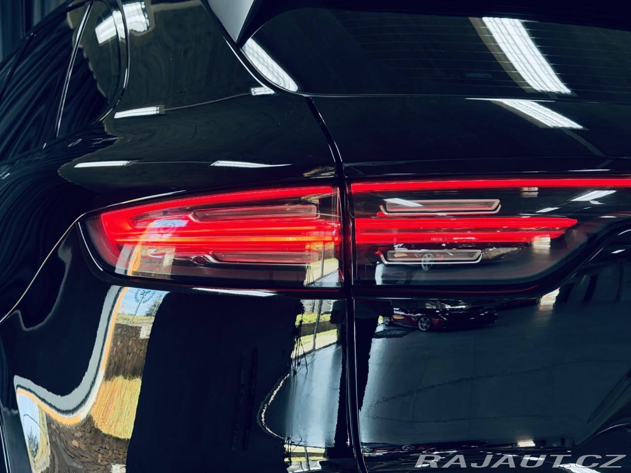 2022 Porsche CAYENNE - 8