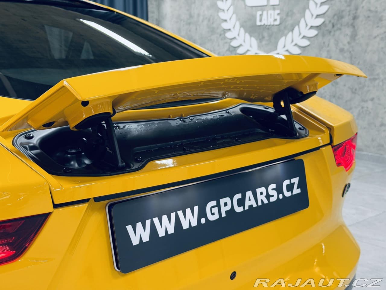 2021 Jaguar F-TYPE - 15