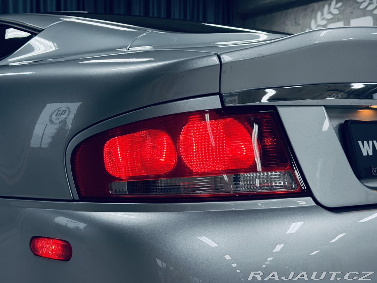 2004 Aston Martin VANQUISH - 11