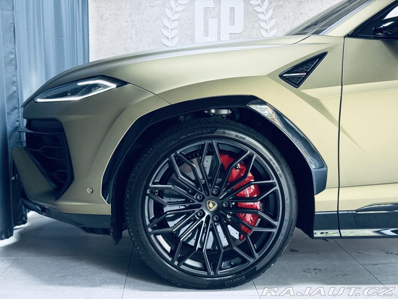 2025 Lamborghini URUS - 19
