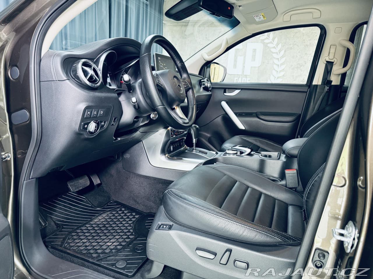2020 Mercedes-Benz X-CLASS - 11
