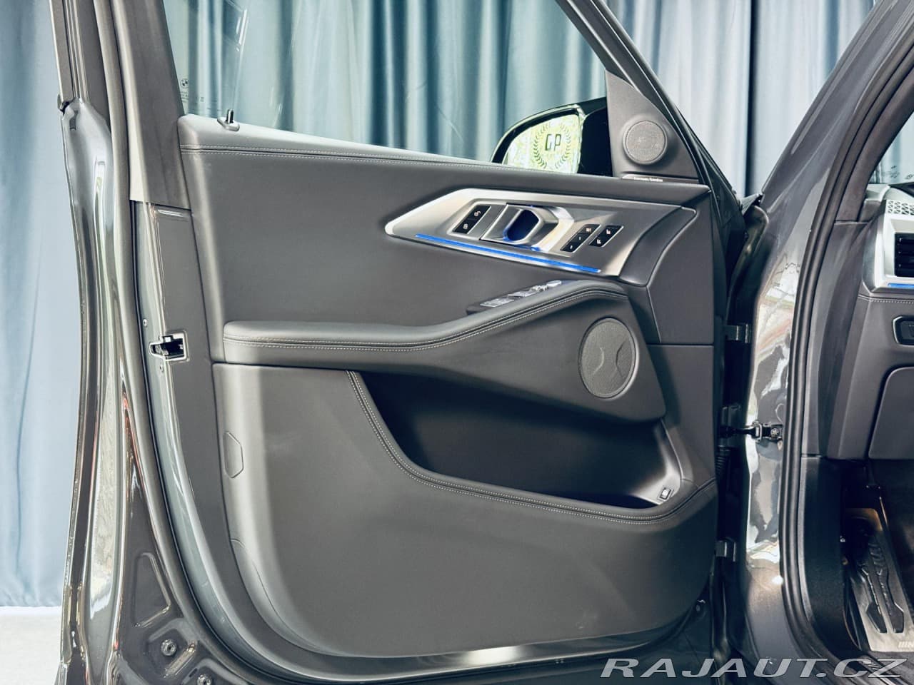 2024 BMW XM - 13