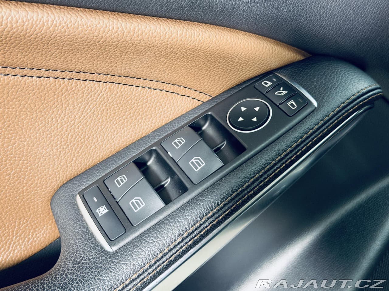 2016 Mercedes-Benz A-CLASS - 14