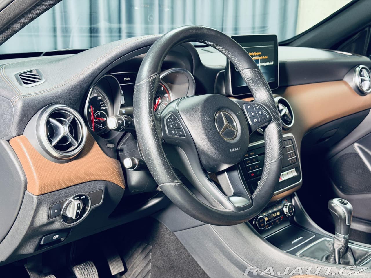 2016 Mercedes-Benz A-CLASS - 16