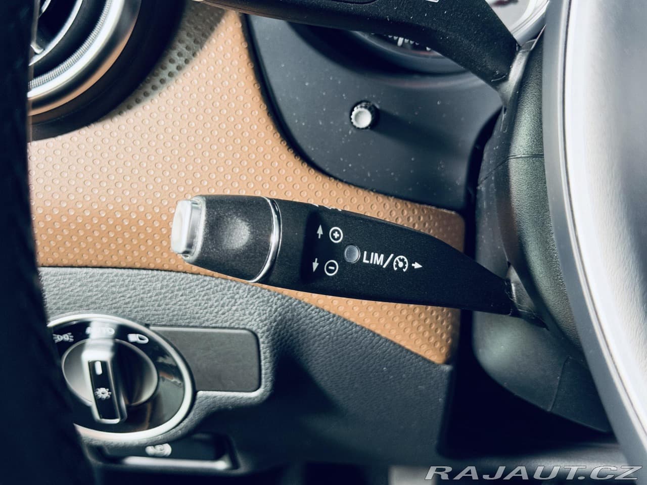 2016 Mercedes-Benz A-CLASS - 20