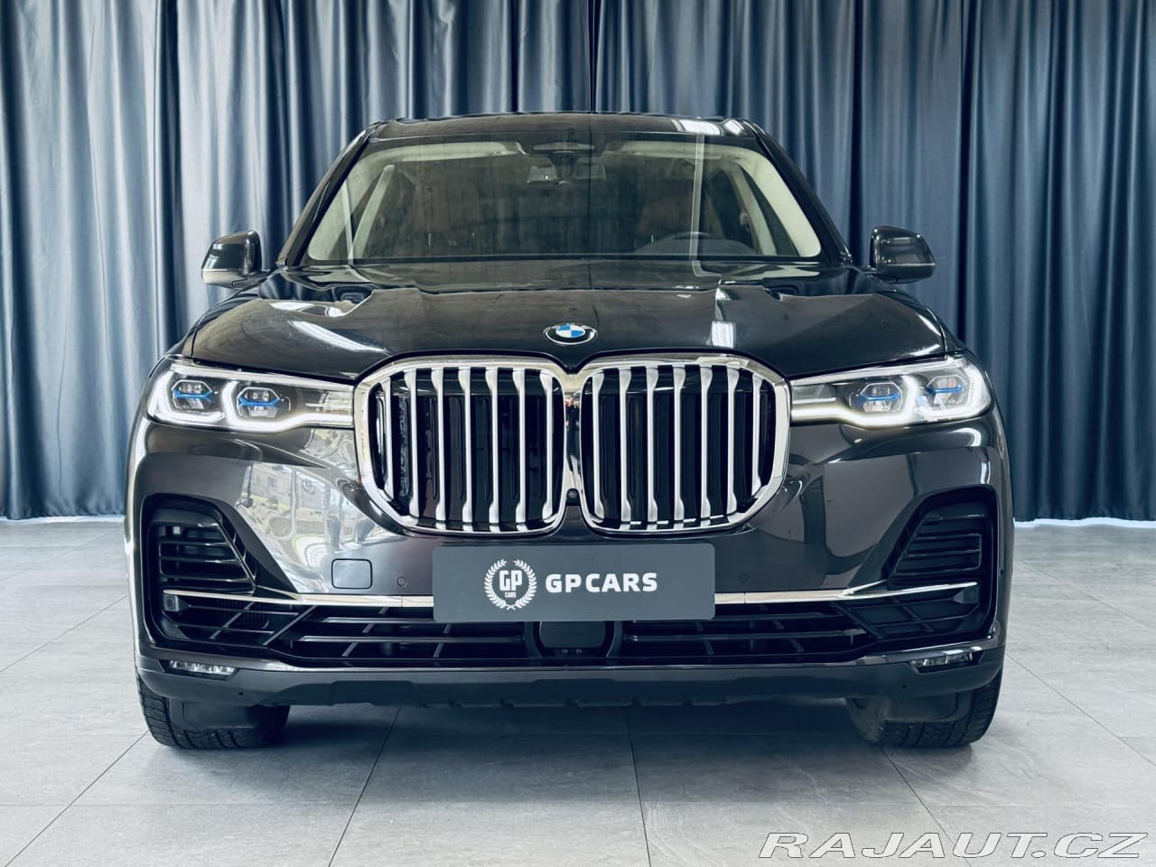 2021 BMW X7 - 3
