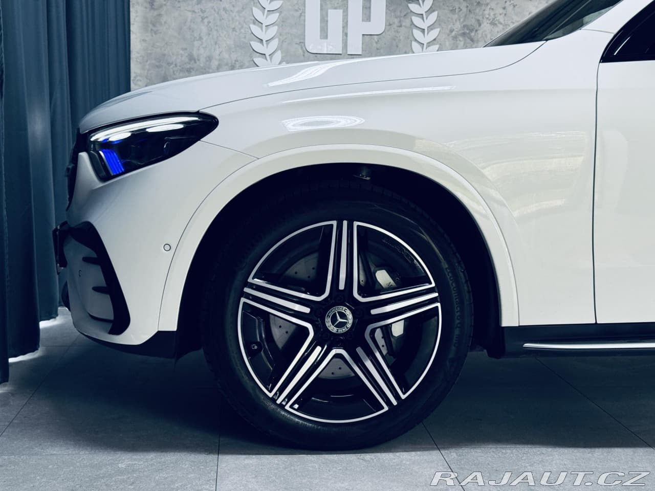 2024 Mercedes-Benz GLC - 12