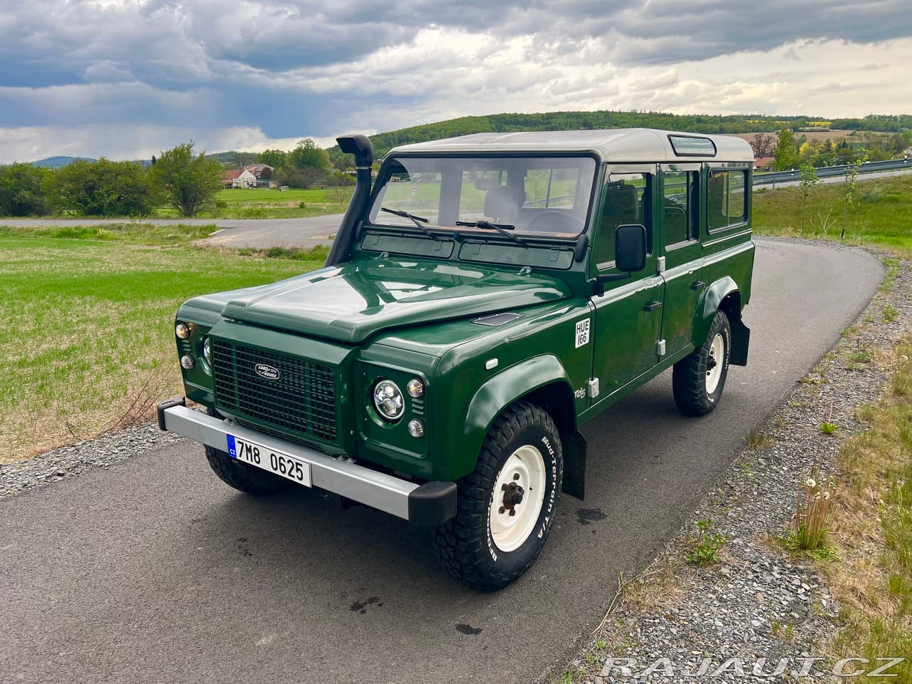 2001 Land Rover DEFENDER - 2