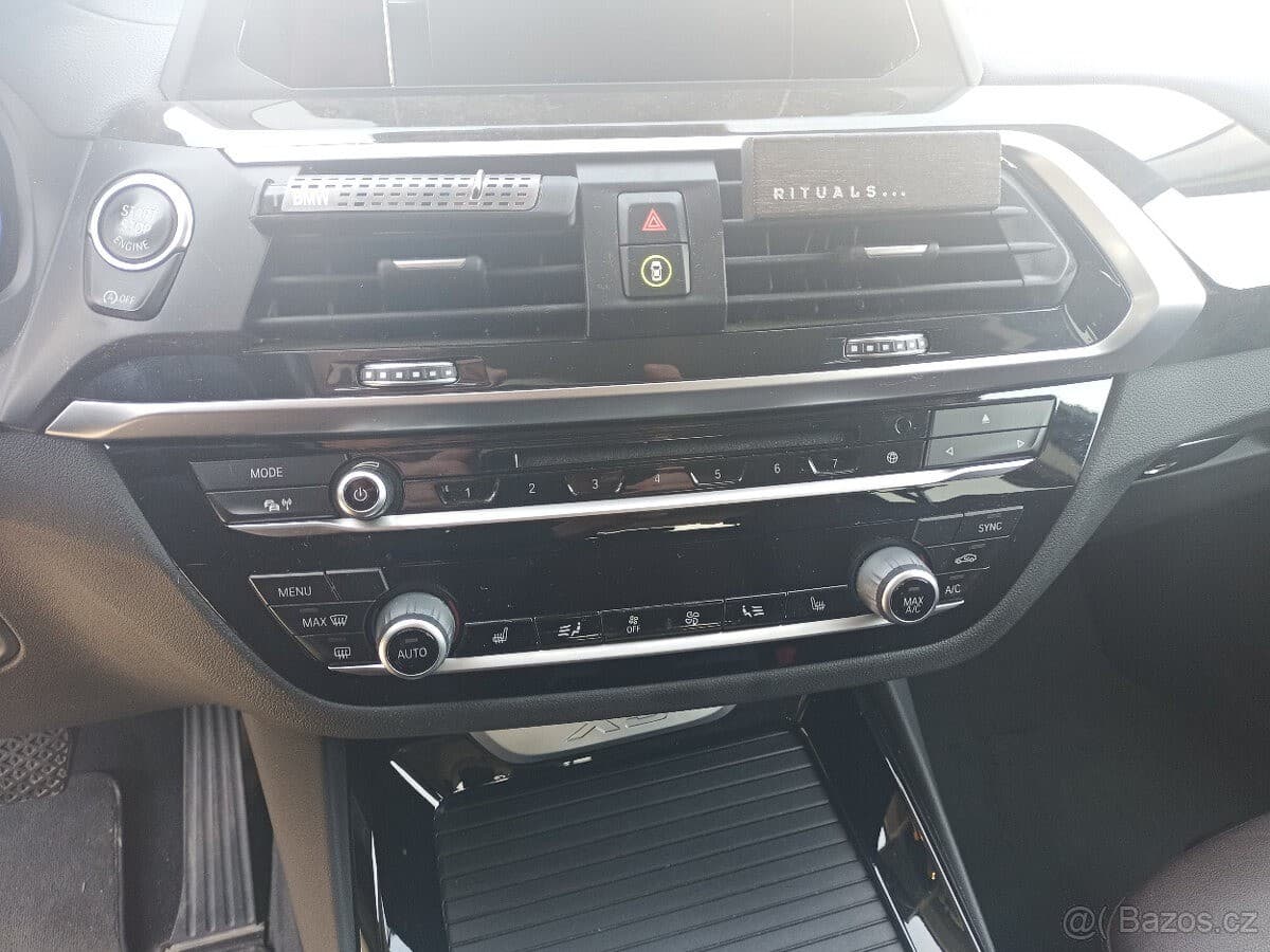 2018 BMW X3 - 13