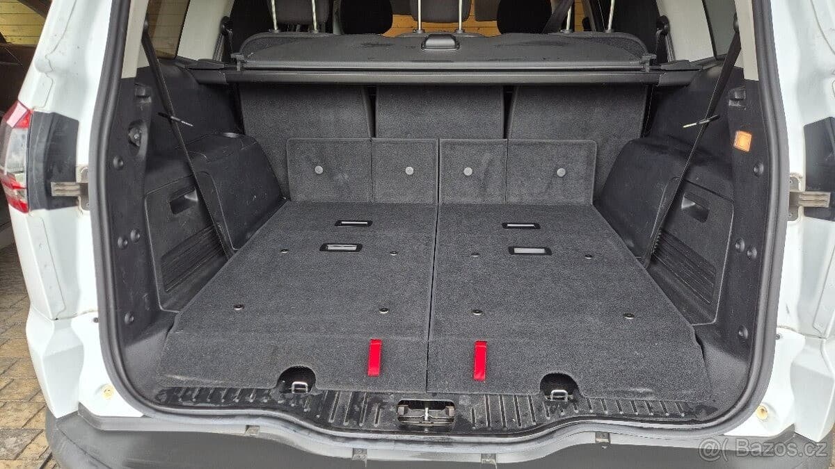 Ford S-MAX - 10