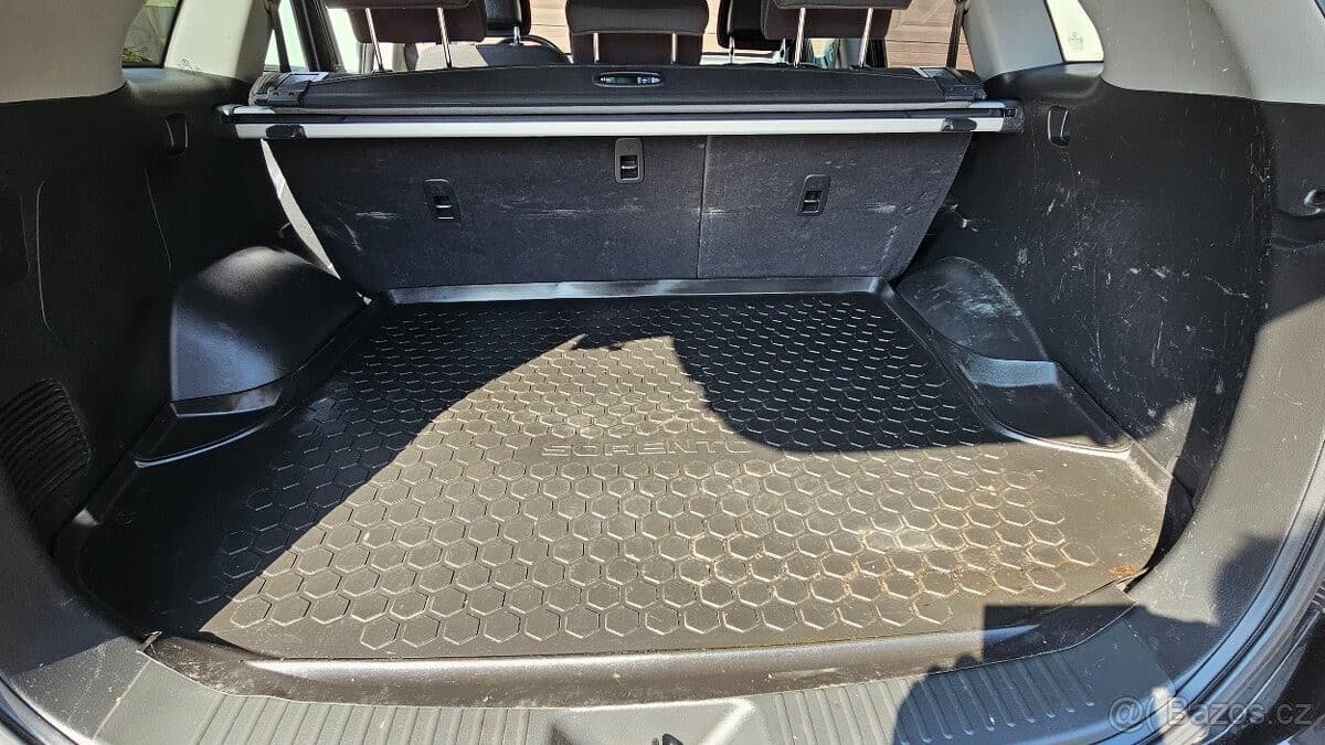 2013 Kia SORENTO - 19
