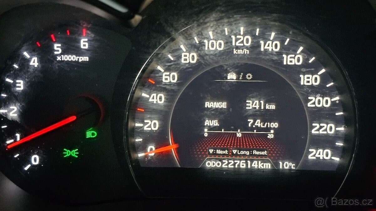 2013 Kia SORENTO - 9