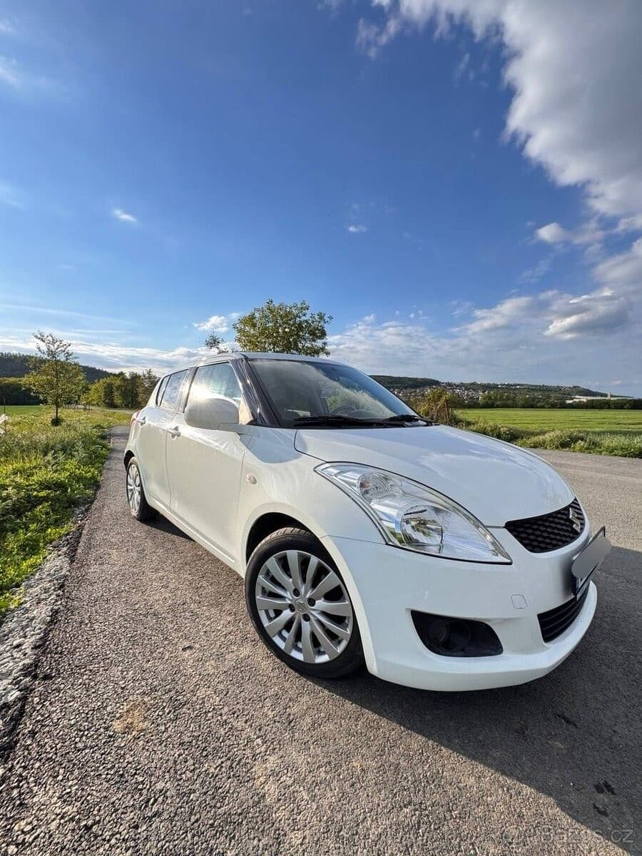 2012 Suzuki SWIFT