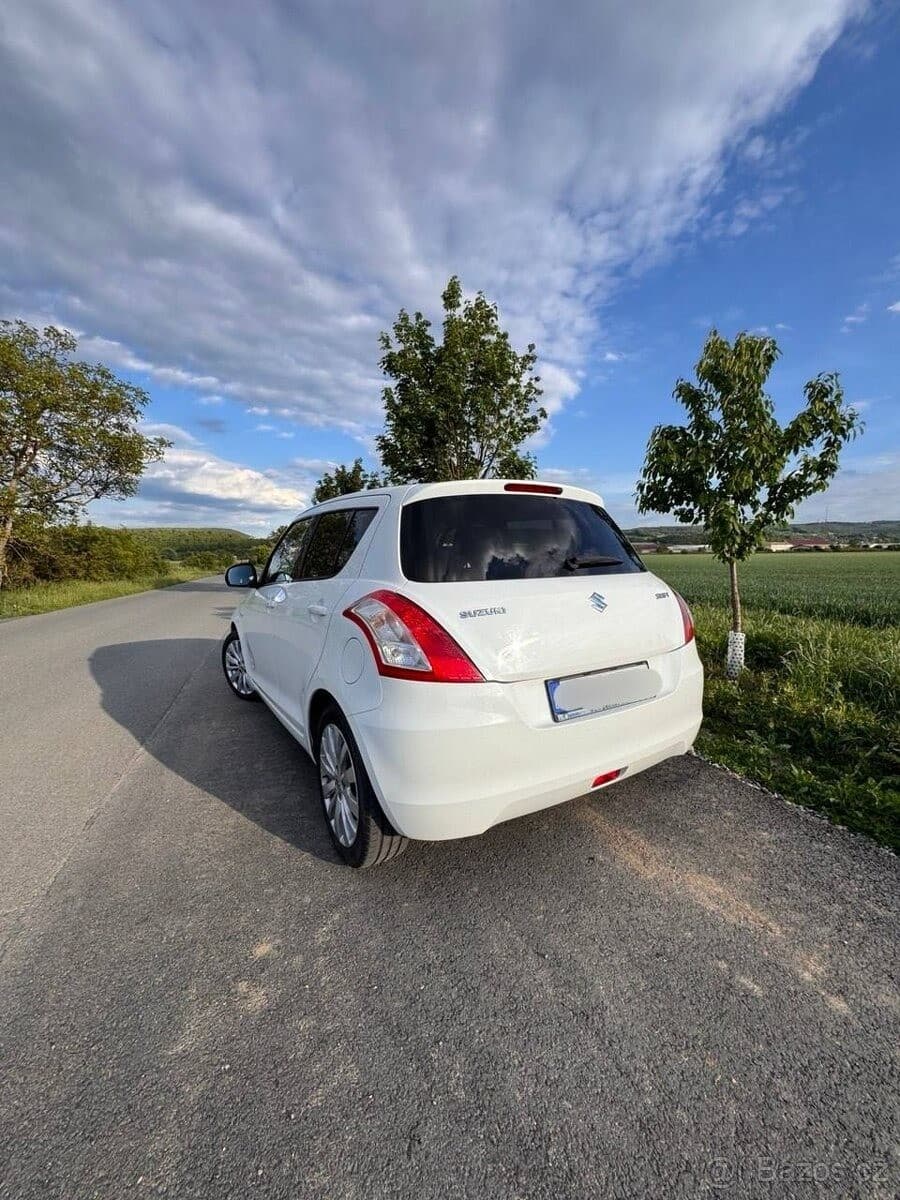 2012 Suzuki SWIFT - 5