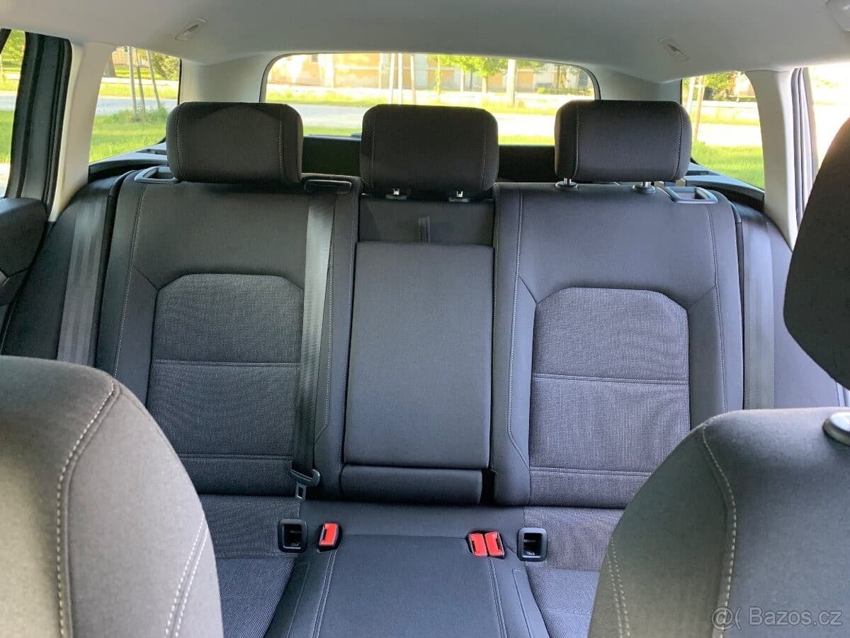 2015 Volkswagen PASSAT - 3