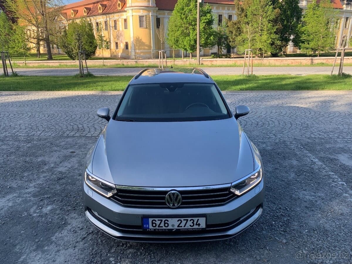 2015 Volkswagen PASSAT - 4