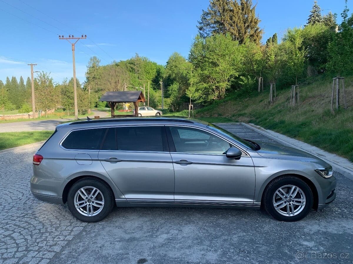 2015 Volkswagen PASSAT - 7