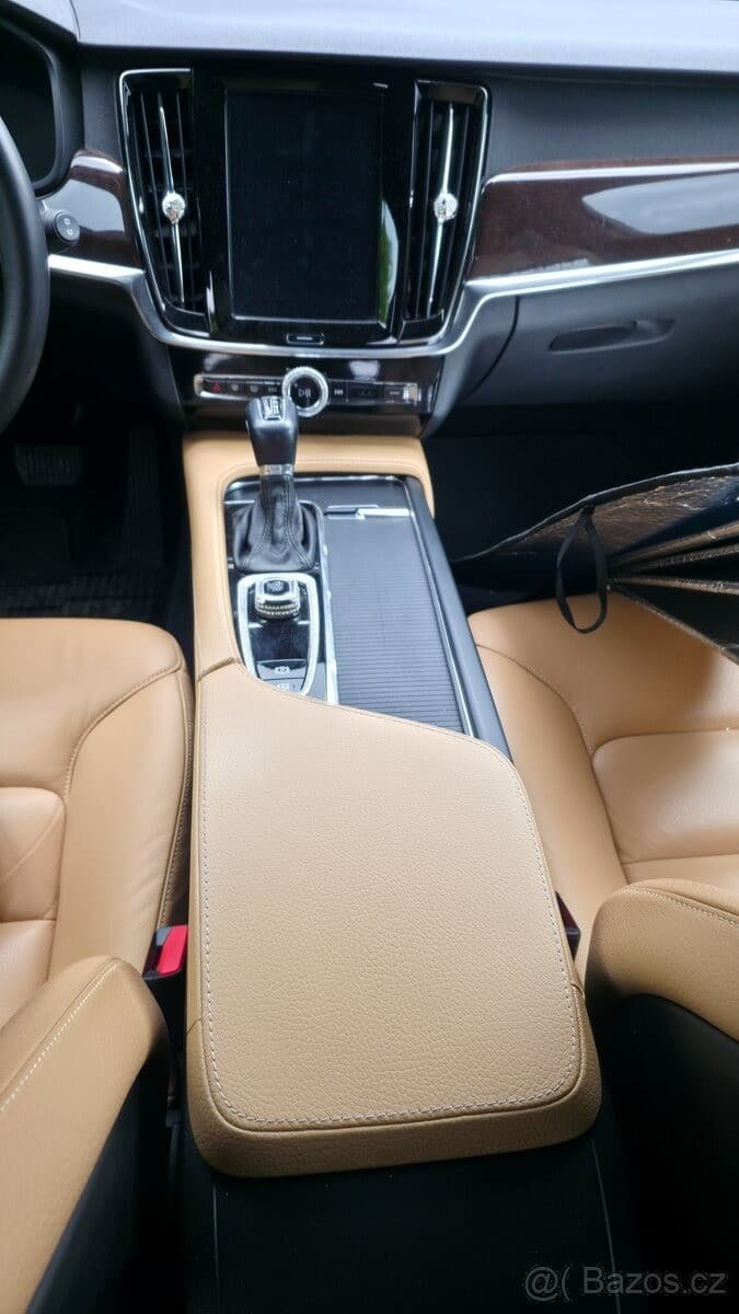 2018 Volvo V90 - 11