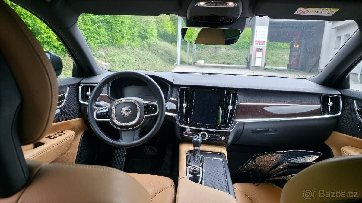 2018 Volvo V90 - 12