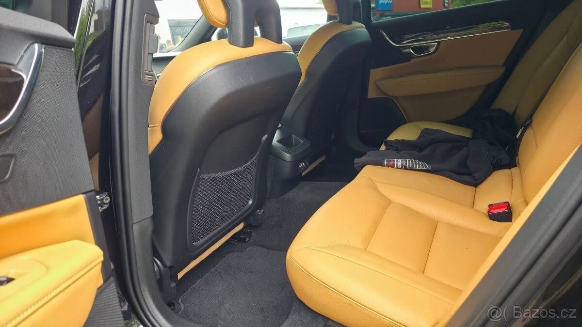 2018 Volvo V90 - 14