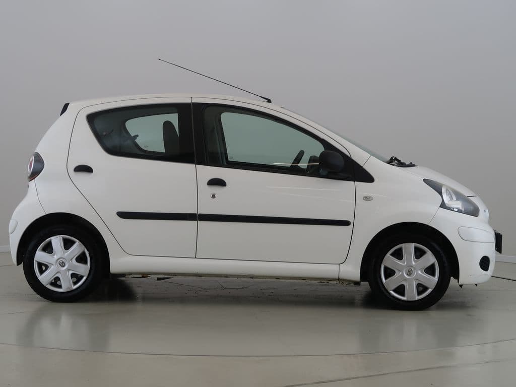 2012 Toyota AYGO - 4