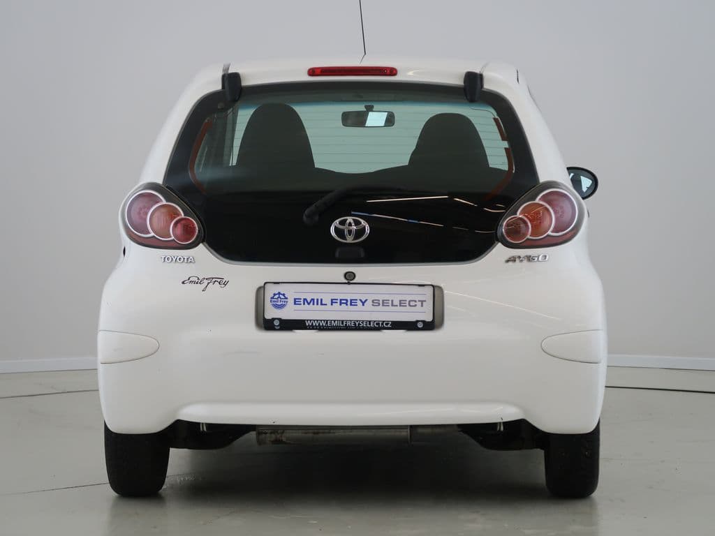 2012 Toyota AYGO - 6