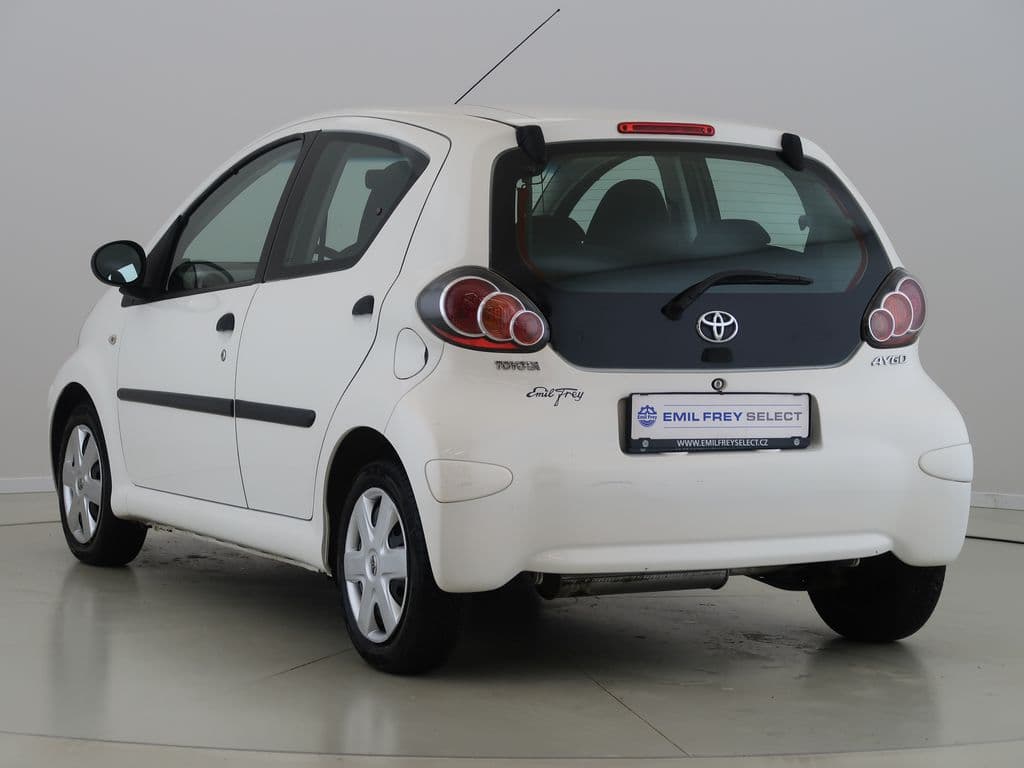 2012 Toyota AYGO - 7