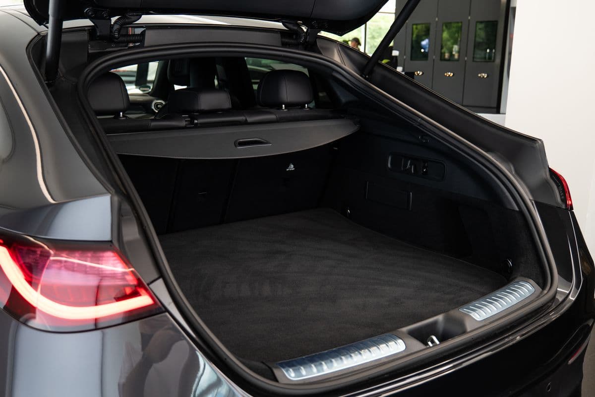 2025 Mercedes-Benz GLC - 19