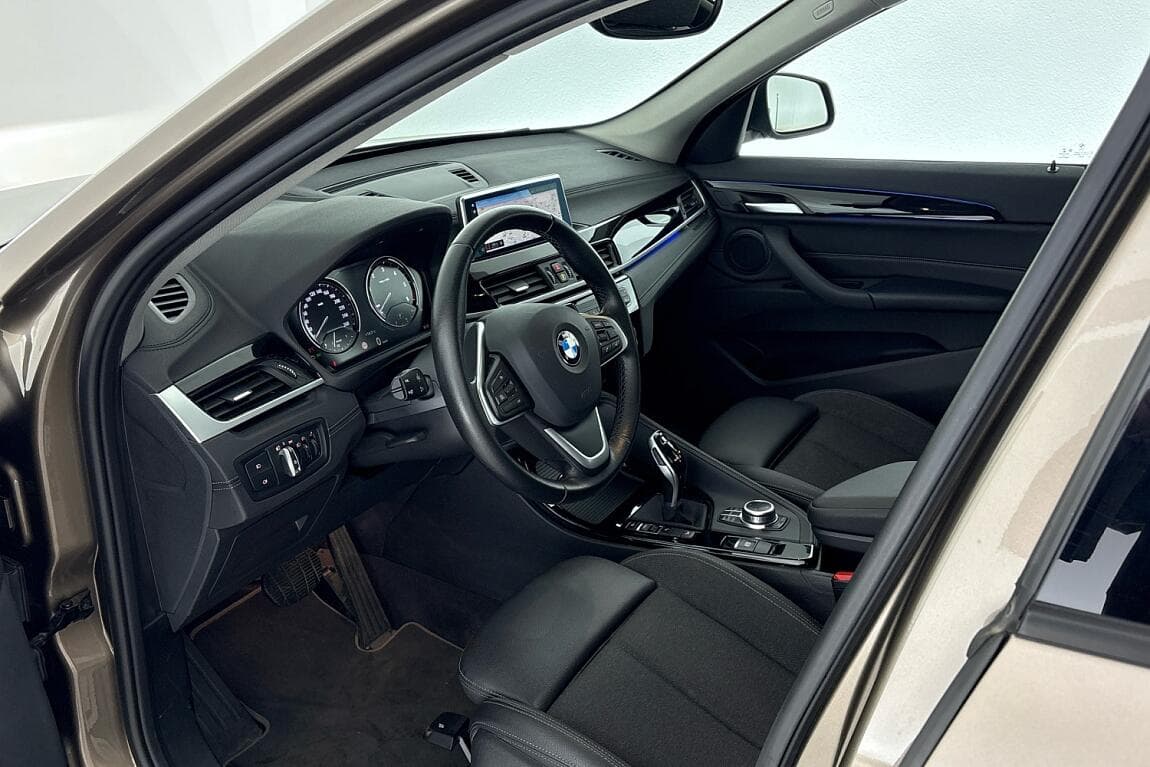 2020 BMW X1 - 6