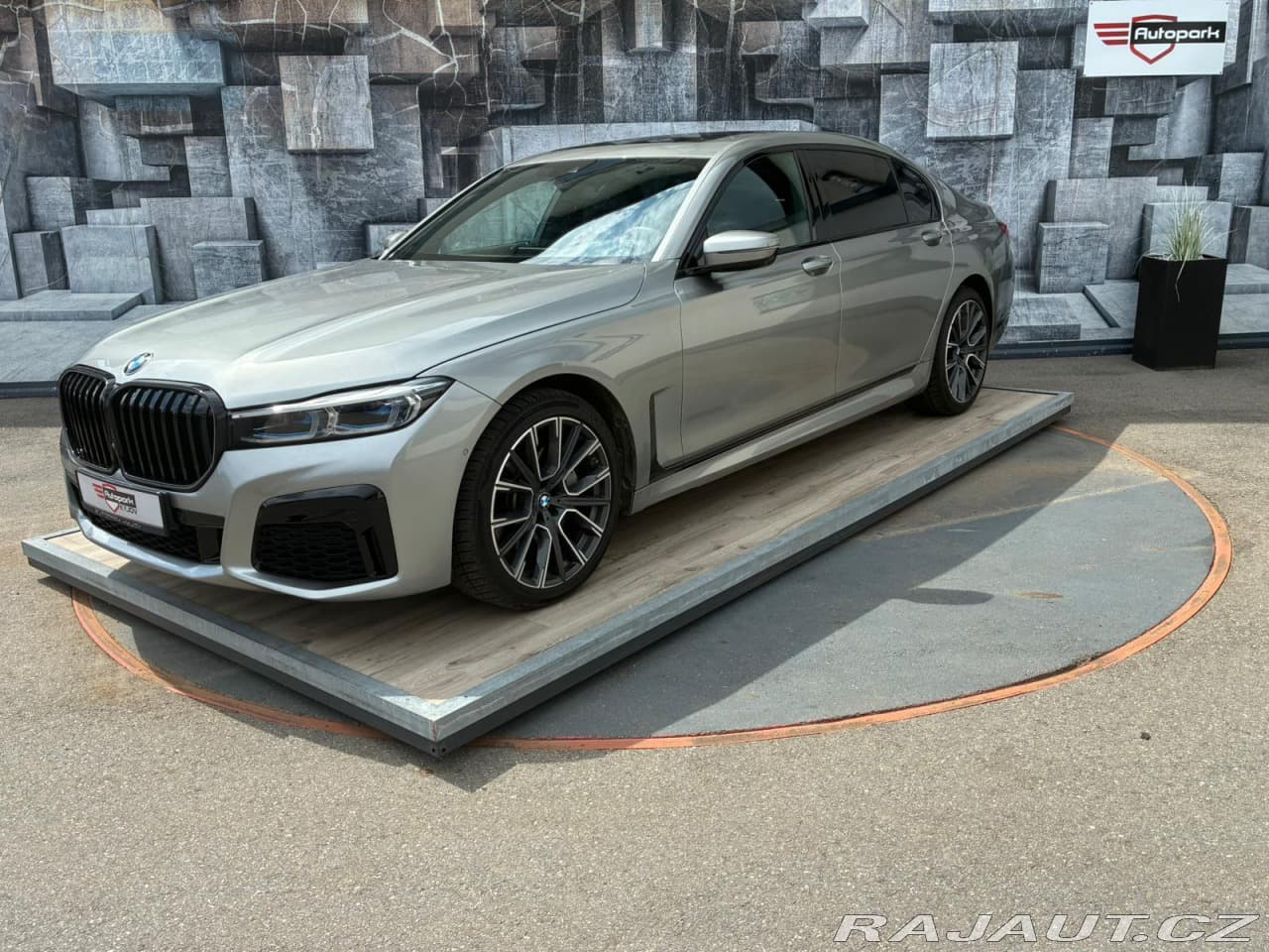 2020 BMW 7-SERIES - 3