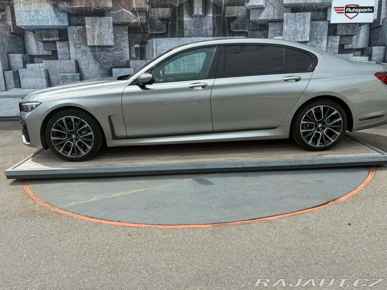 2020 BMW 7-SERIES - 4