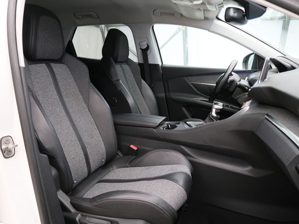 2017 Peugeot 3008 - 20