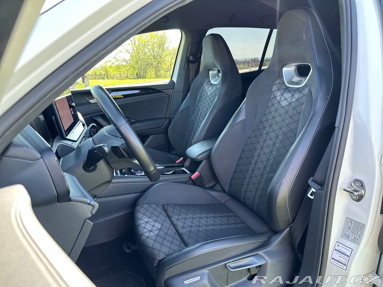 2024 Volkswagen TIGUAN - 8