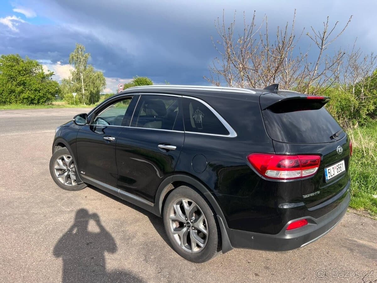 2017 Kia SORENTO - 6