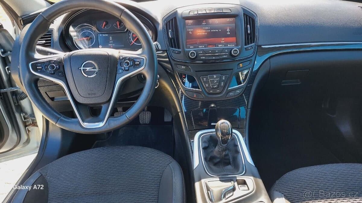 2015 Opel INSIGNIA - 9
