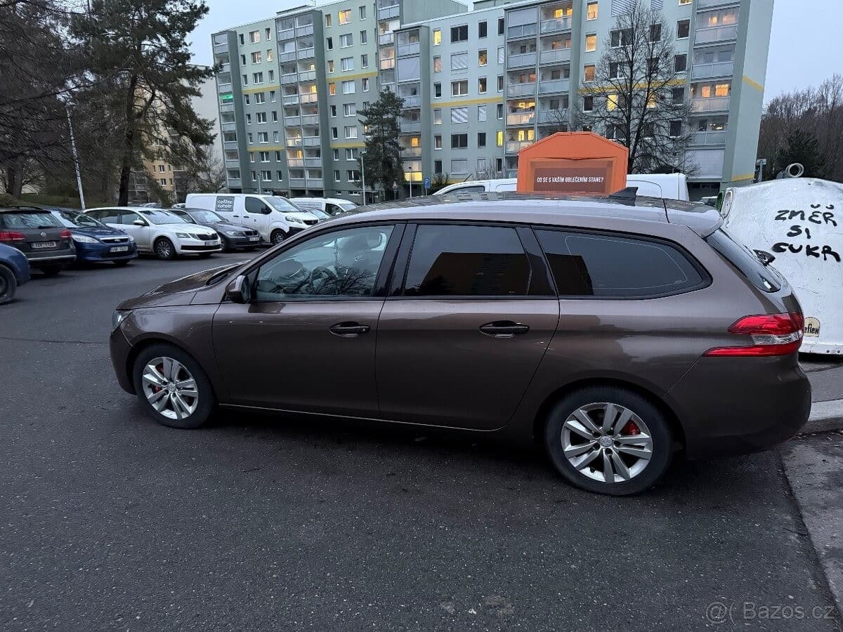 2014 Peugeot 308 - 6