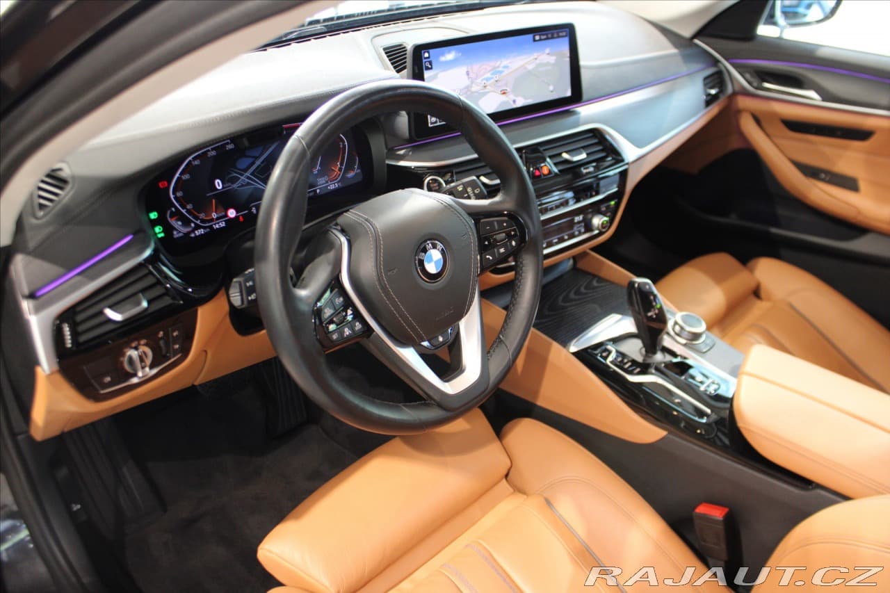 2022 BMW 5-SERIES - 14