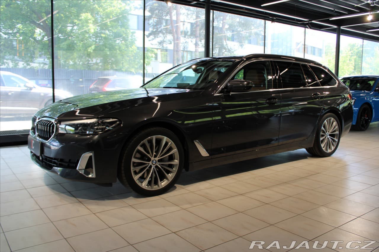 2022 BMW 5-SERIES - 3