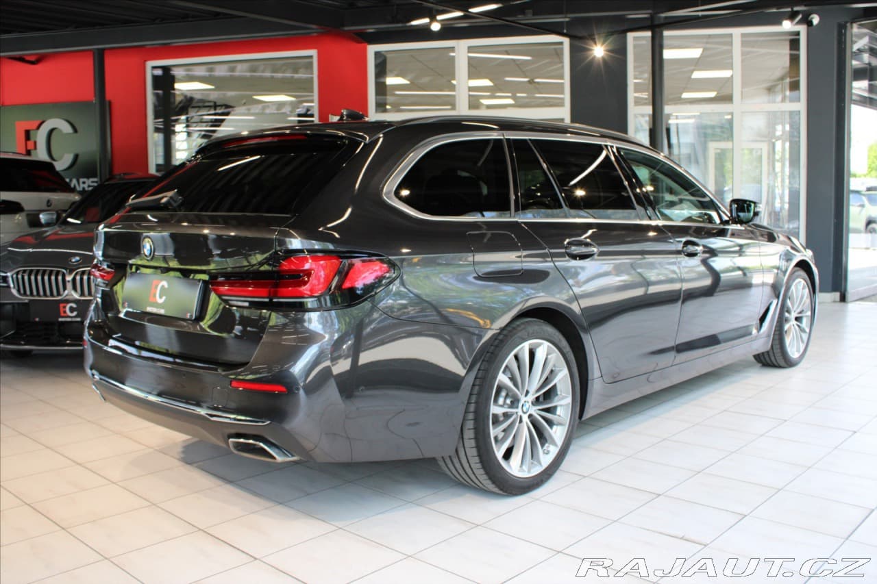 2022 BMW 5-SERIES - 6