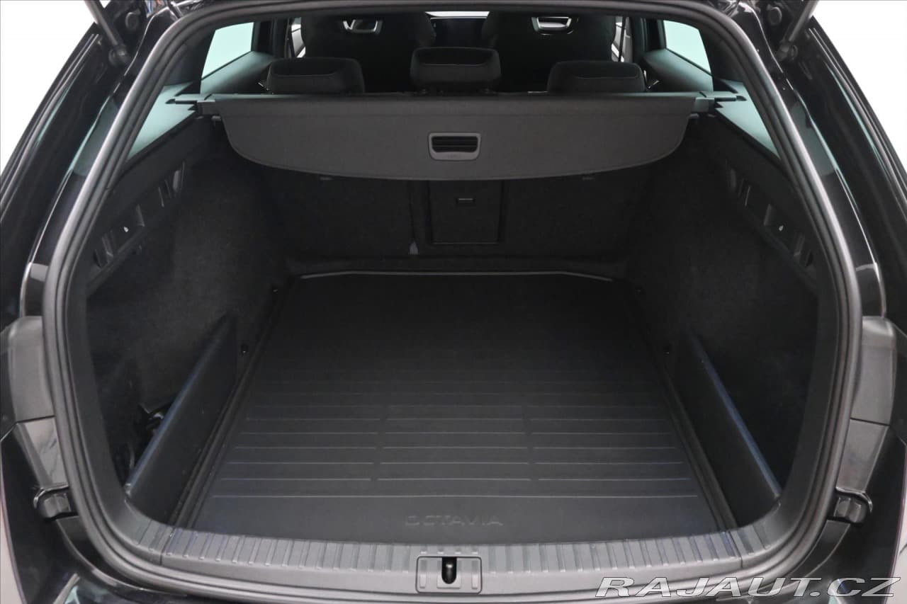 2022 Škoda OCTAVIA - 10