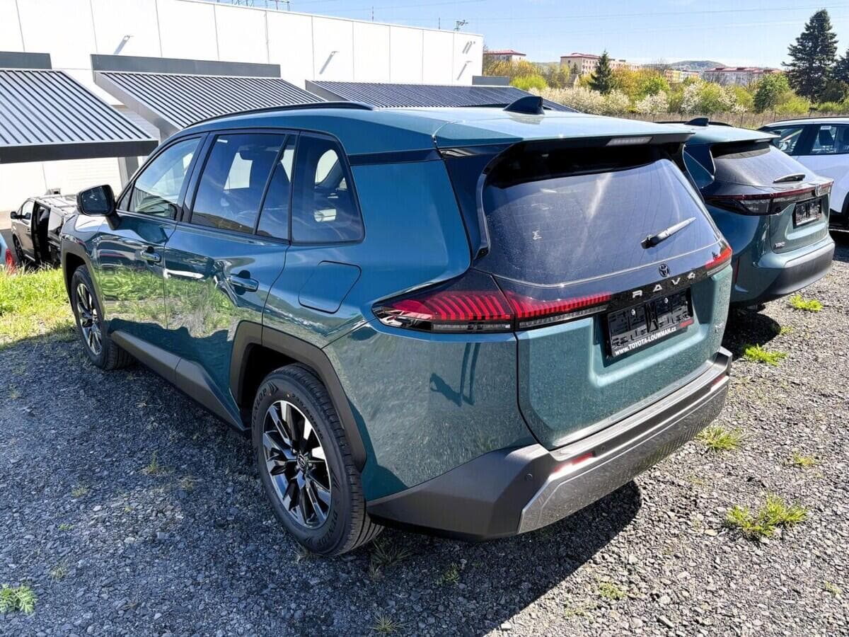 Toyota RAV4 - 5