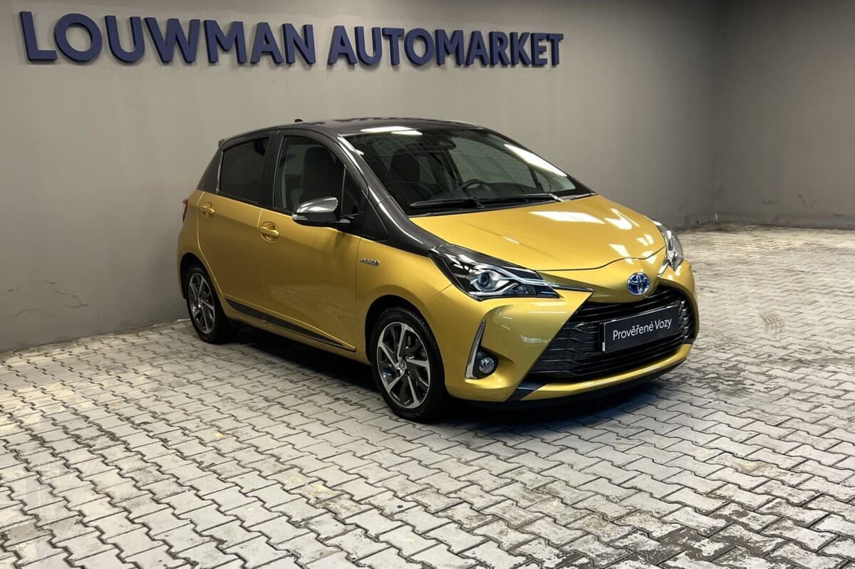 2019 Toyota YARIS - 12