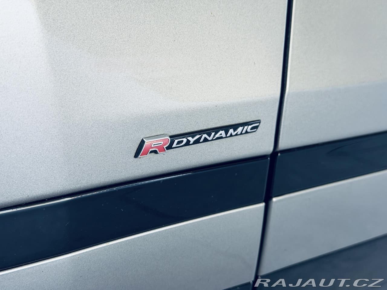 2018 Land Rover RANGE ROVER VELAR - 12